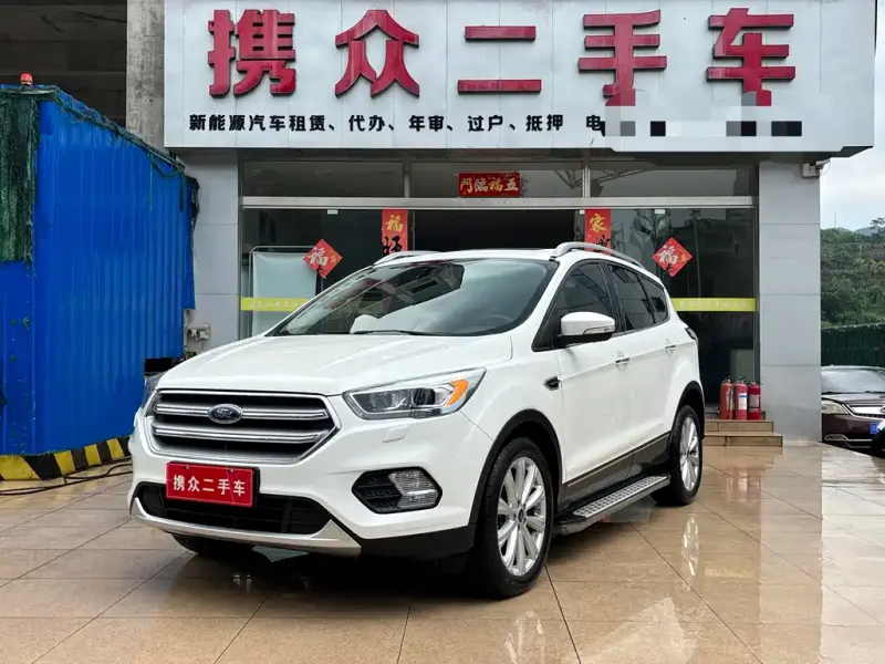 Ford Kuga, 2017