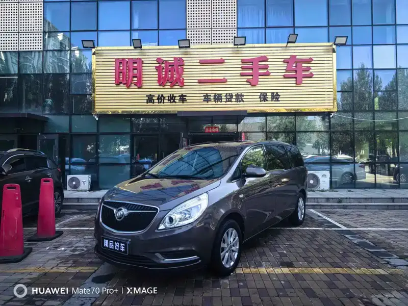 Buick GL8, 2018