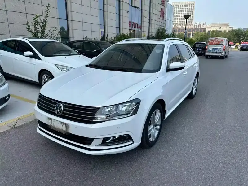 Volkswagen Gran Lavida Volkswagen Lavida Variant 2017 230TSI DSG Comfort Edition, 2018 — фото 1