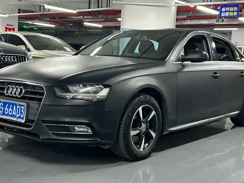 Audi A4L, 2015