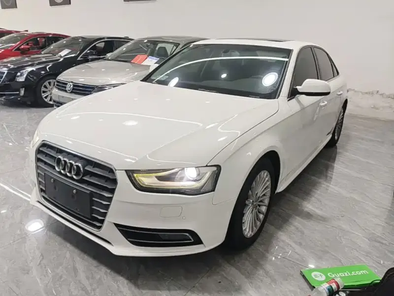 Audi A4L, 2015