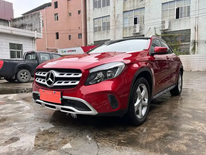 Mercedes-Benz GLA, 2018