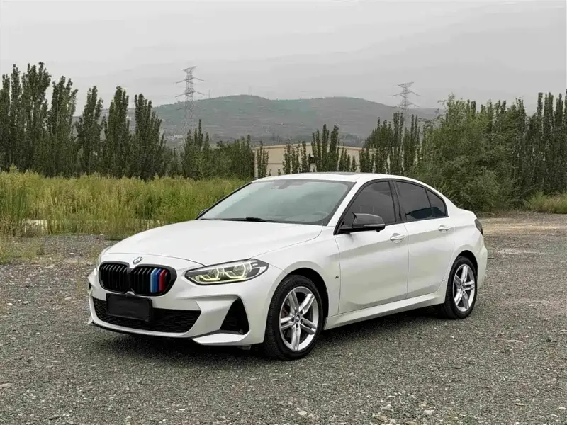 BMW 1 Series, 2021