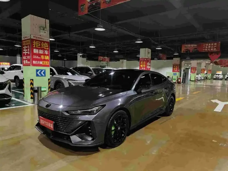 Changan UNI-V, 2025