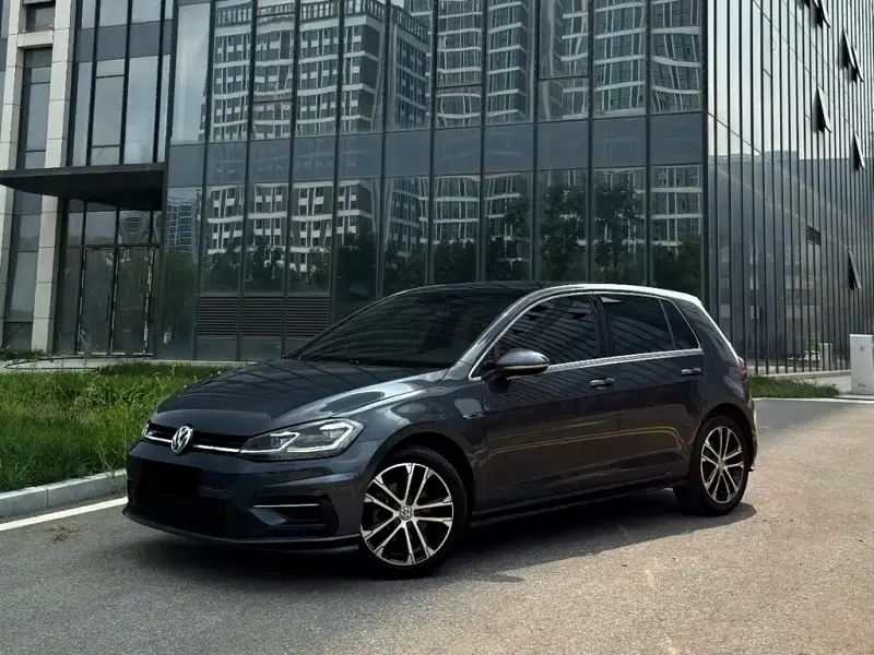 Volkswagen Golf, 2020