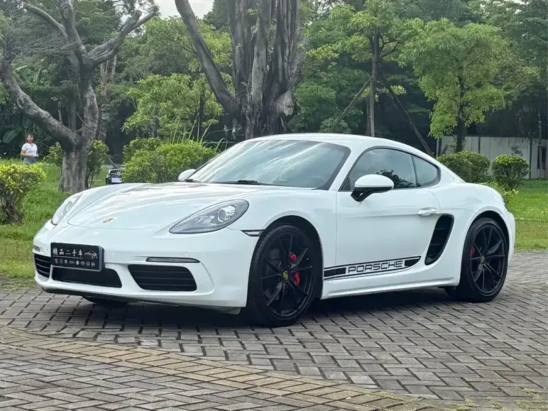 Porsche 718, 2017