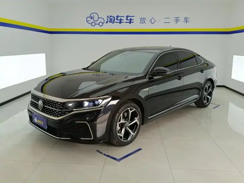 Volkswagen Passat, 2023