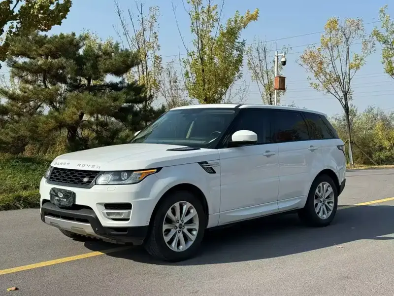Land Rover Sport, 2015