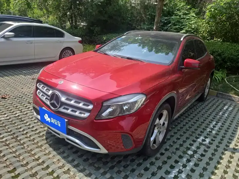 Mercedes-Benz GLA, 2018