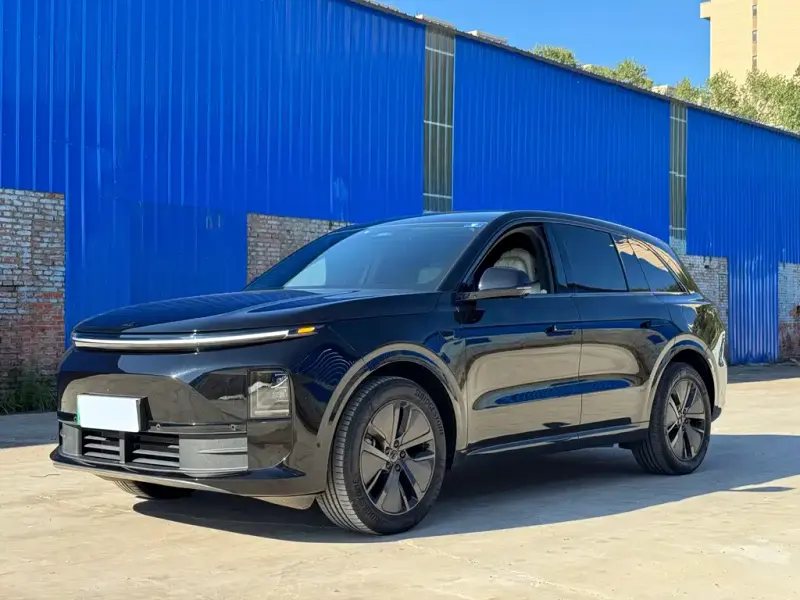 Li Auto Li L6, 2025