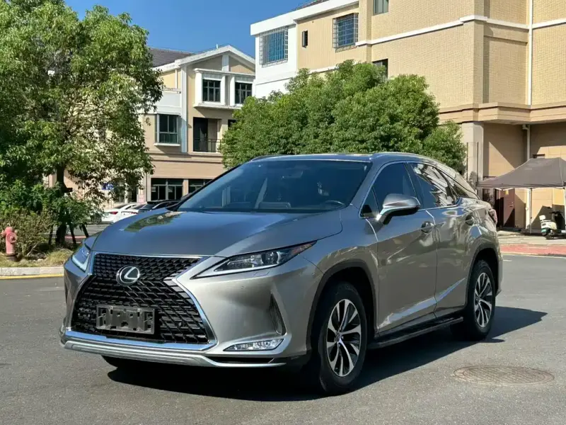 Lexus RX, 2022