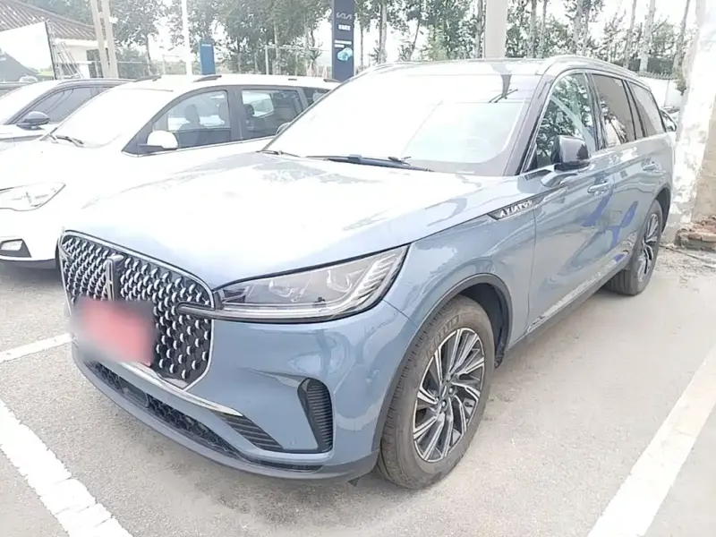 Lincoln Aviator, 2025