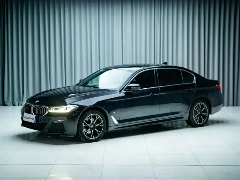 BMW 5 Series BMW 5 Series 2022 Facelift 2 525Li M Sport Package, 2024 — фото 1