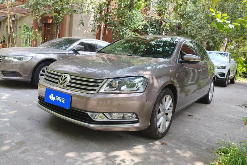 Volkswagen Magotan, 2013