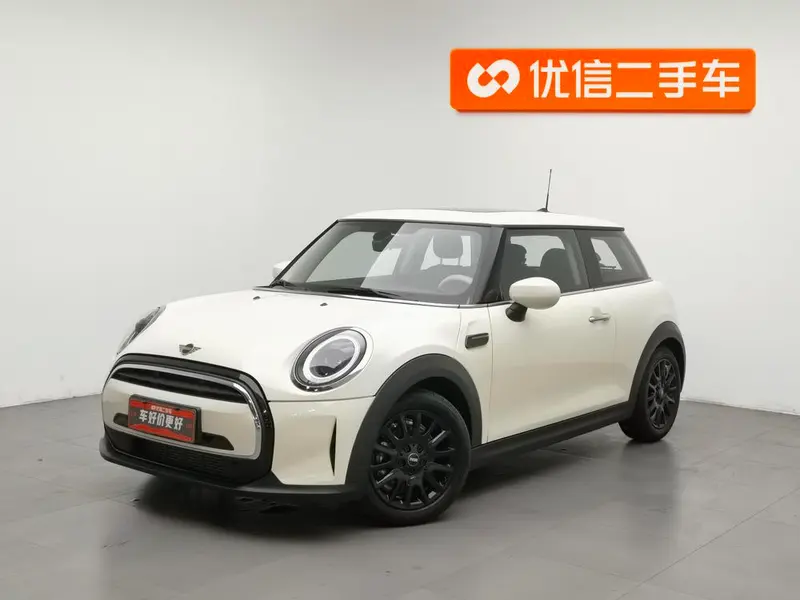 MINI MINI, 2022