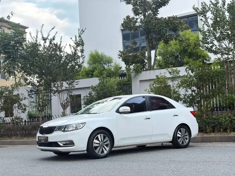 Kia Forte, 2015