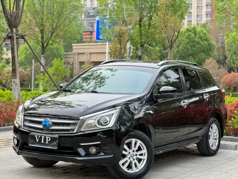 Venucia T70, 2015