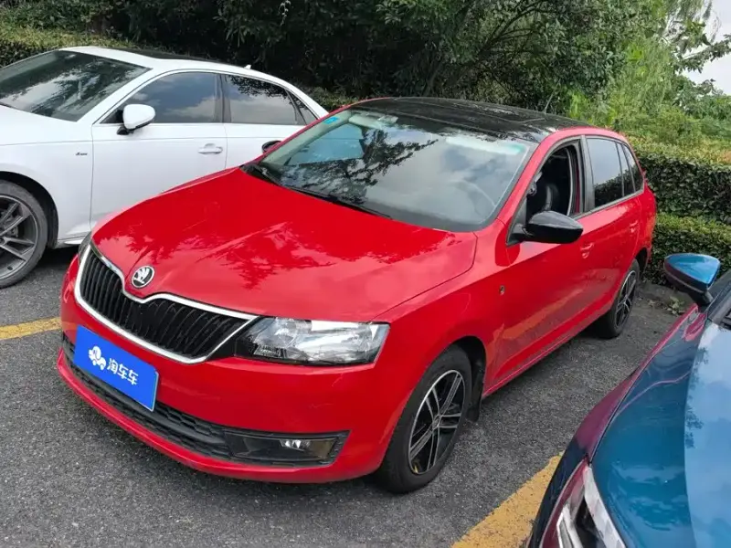 Skoda Rapid Spaceback, 2014