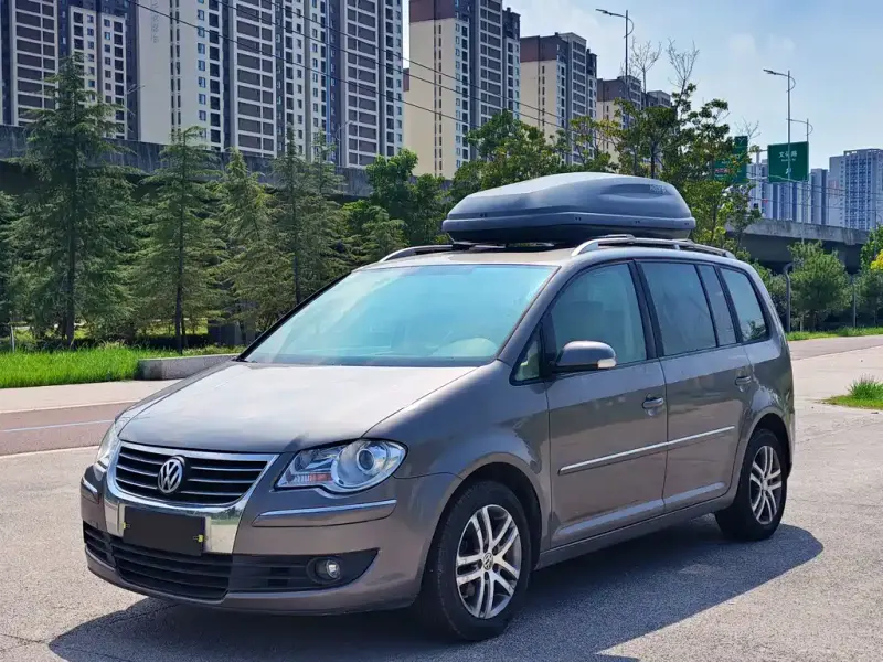 Volkswagen Touran, 2009