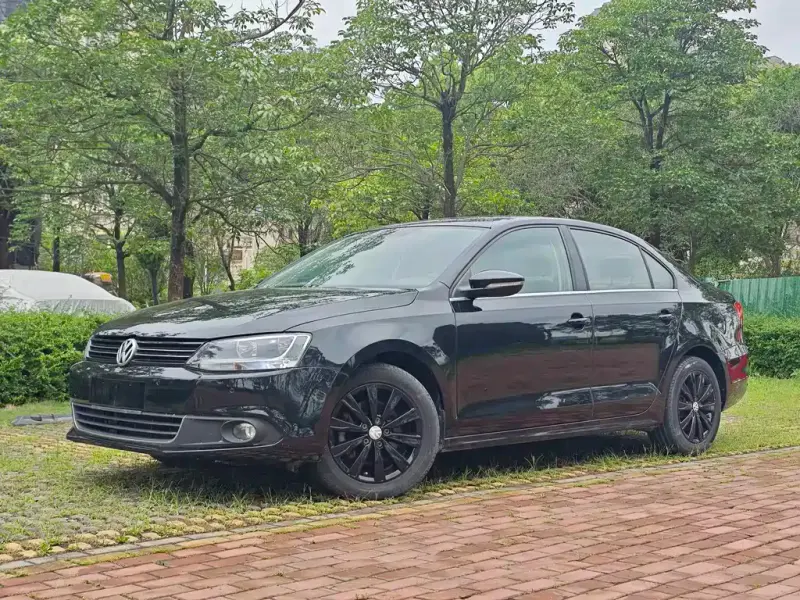 Volkswagen Sagitar, 2015