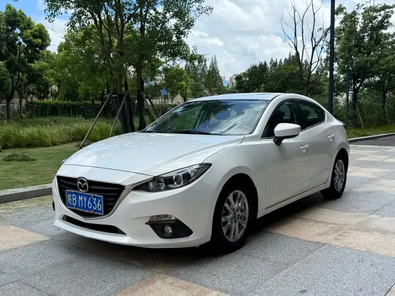 Mazda 3 Axela, 2014