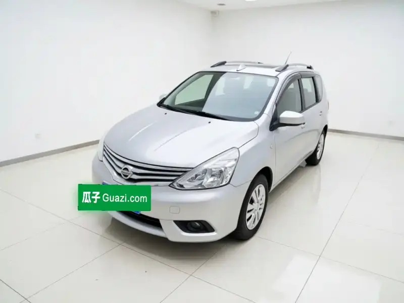 Nissan Livina, 2015