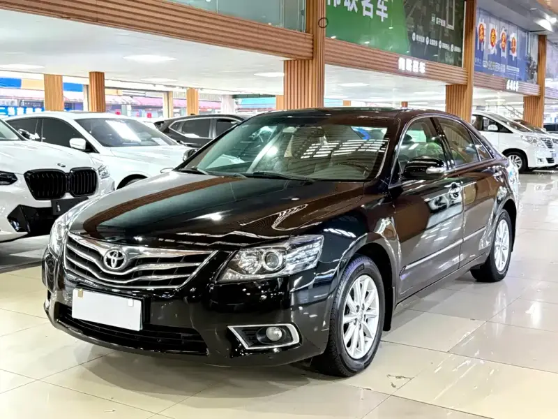 Toyota Camry, 2015