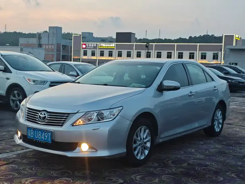Toyota Camry, 2013