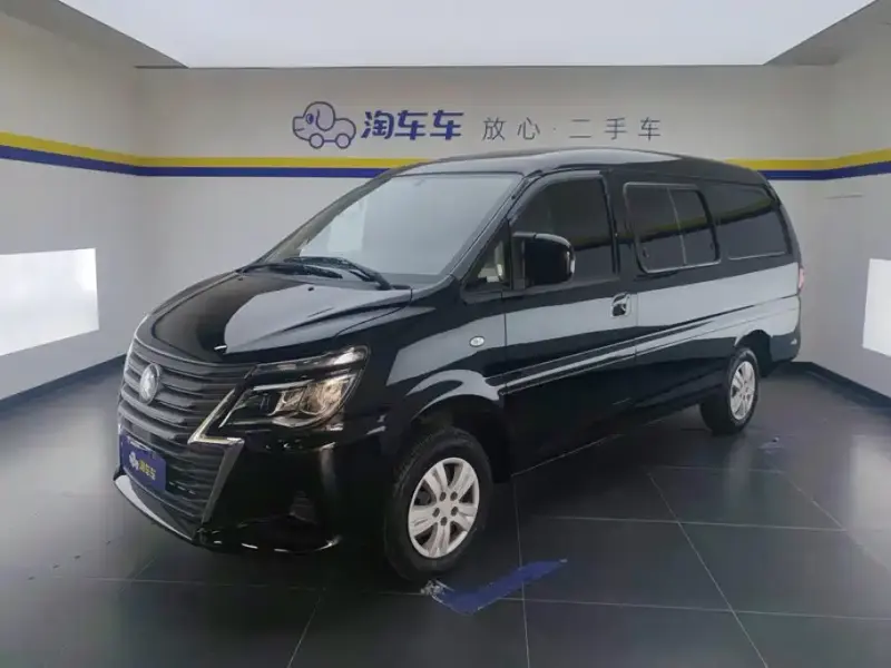 Fengxing Lingzhi Dongfeng Lingzhi 2023 M5L 1.6L Basic Type 7 seats, 2024 — фото 1