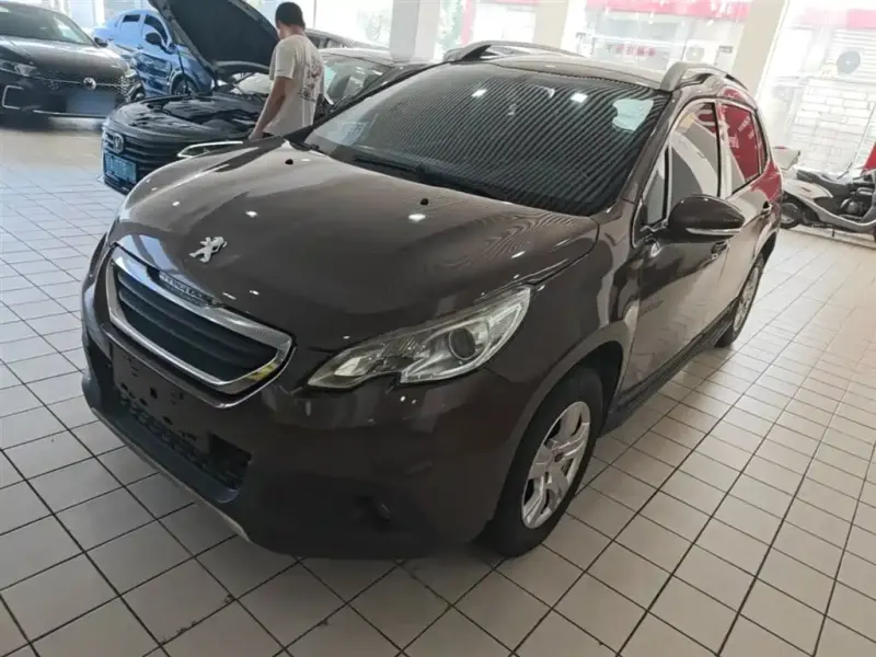 Peugeot 2008, 2015