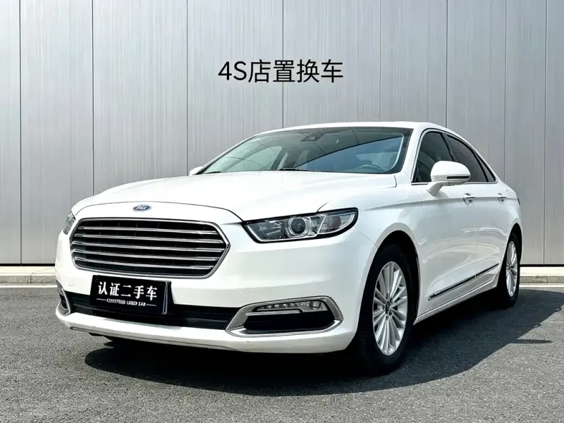 Ford Taurus, 2016
