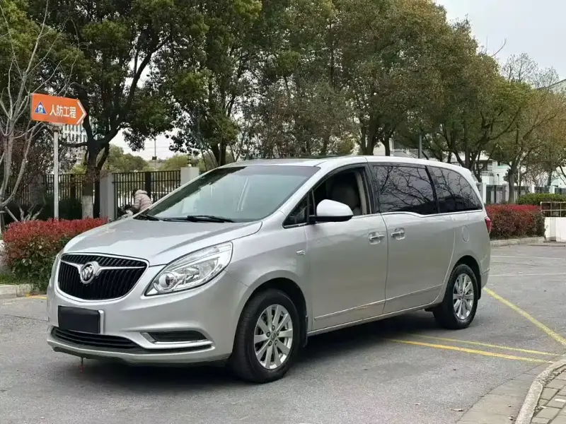 Buick GL8, 2018