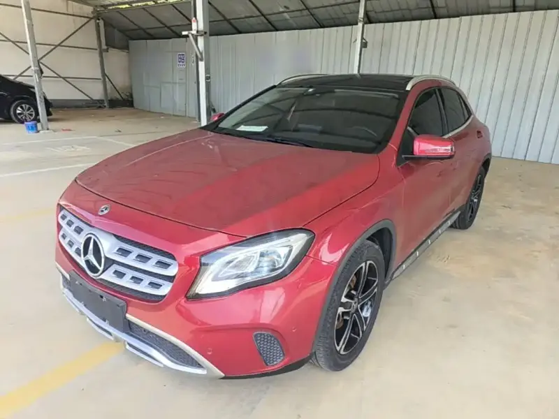 Mercedes-Benz GLA, 2018