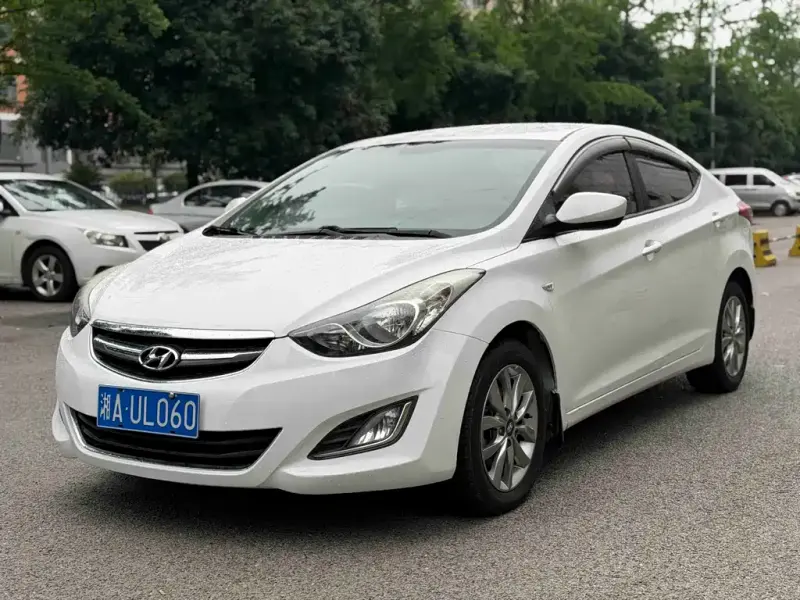 Hyundai Elantra Langdong, 2016