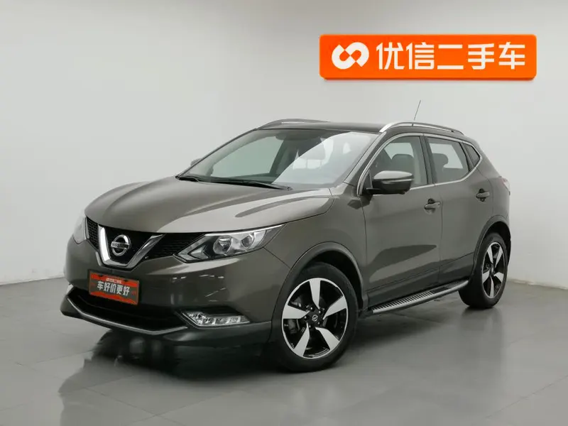 Nissan Qashqai 2.0L CVT Luxury Edition, 2016 — фото 1