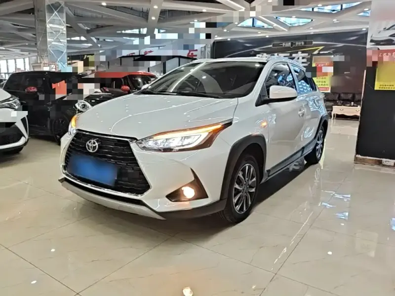 Toyota Yaris L, 2022