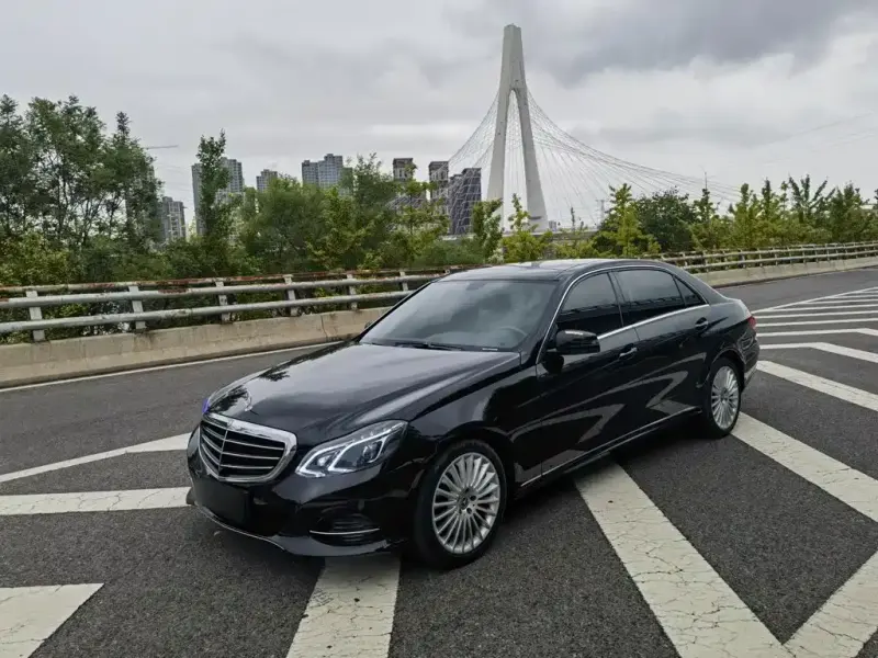Mercedes-Benz E-Class, 2016