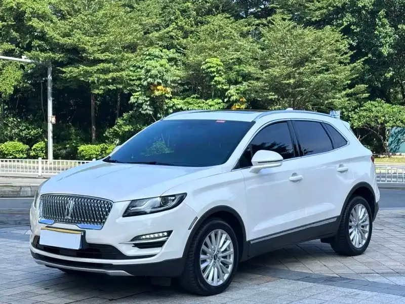 Lincoln MKC, 2019