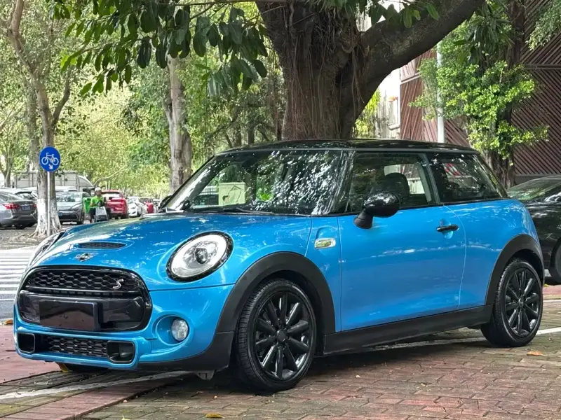 MINI Mini, 2015