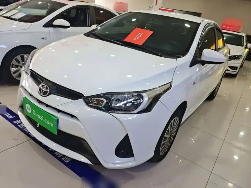 Toyota Yaris L, 2023