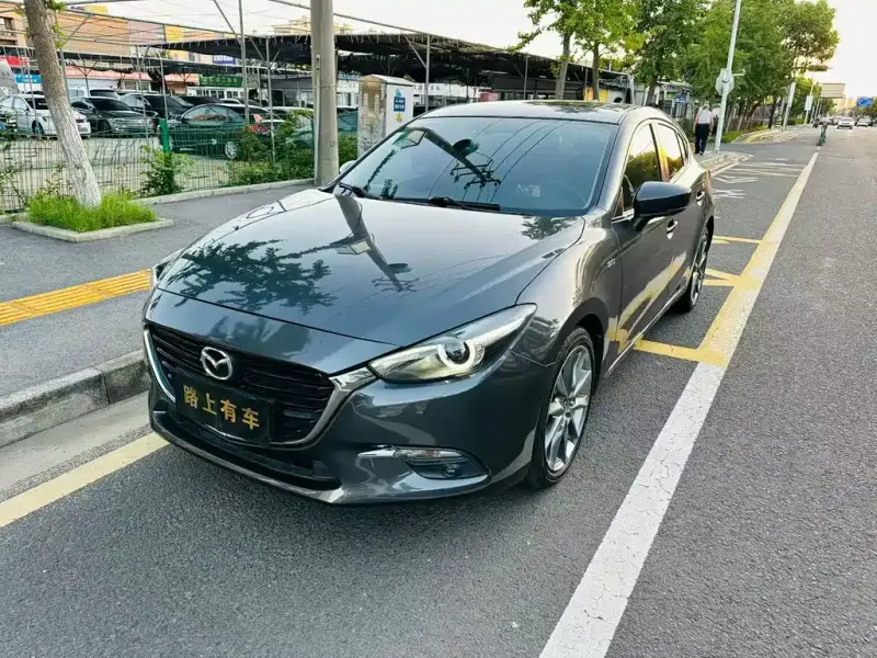 Mazda 3 Axela, 2017