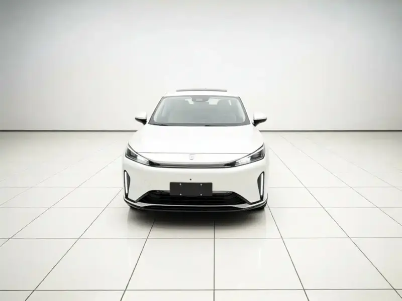 Roewe D5X DMH, 2026