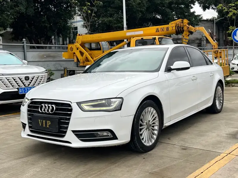 Audi A4L, 2016