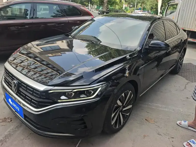 Volkswagen Passat, 2022