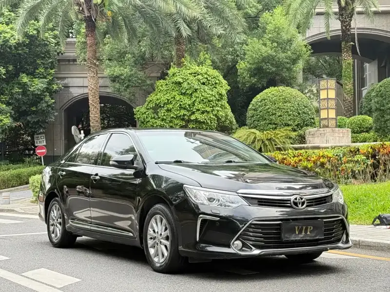 Toyota Camry, 2016