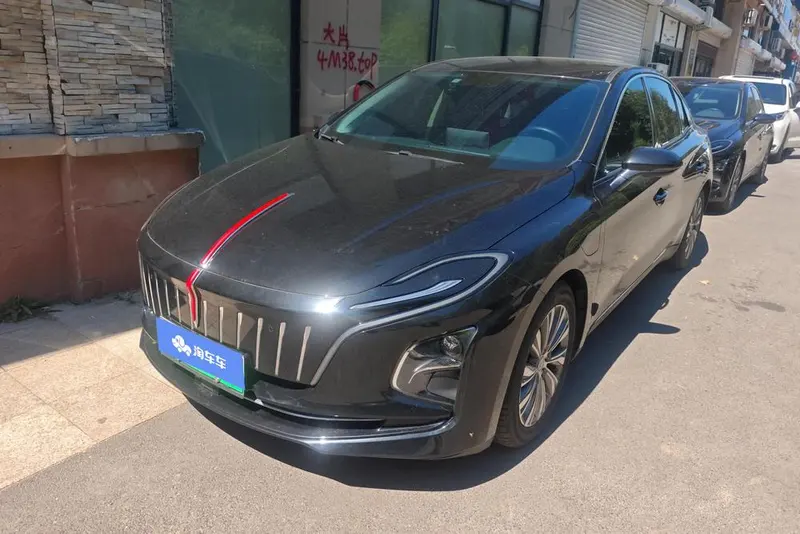 Hongqi E-QM5, 2024