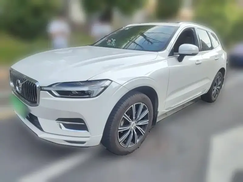 Volvo XC60 Volvo XC60 2021 T5 4WD Smart Vision Luxury Edition, 2021 — фото 1