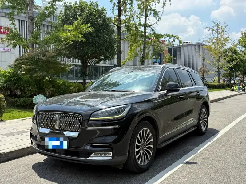 Lincoln Aviator, 2021