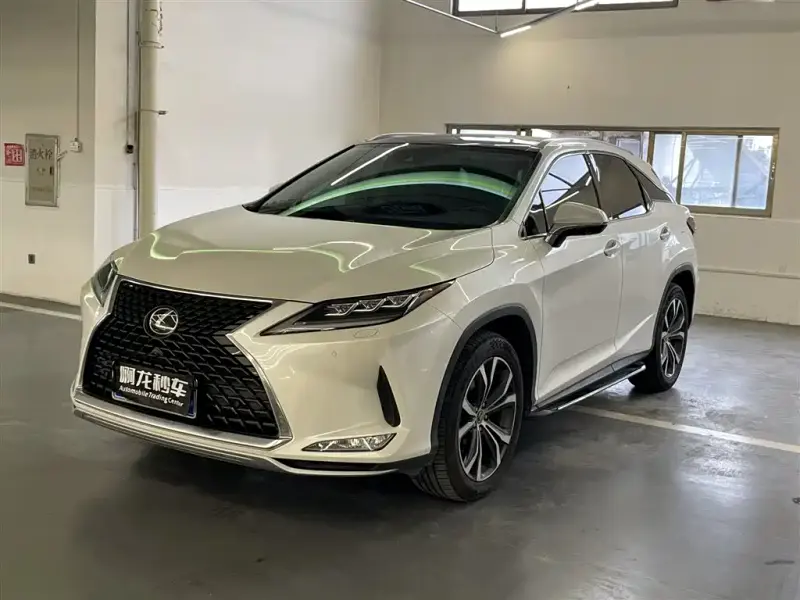 Lexus RX, 2020