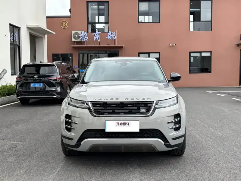 Land Rover Evoque, 2025